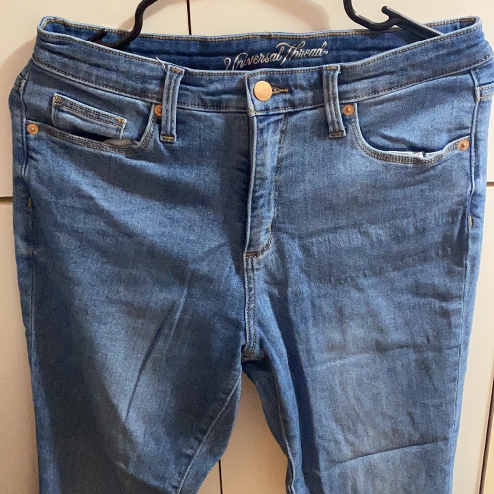 Skinny jeans